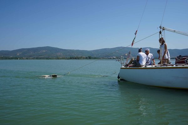 Microplastiche in aumento nei laghi, un'emergenza silenziosa