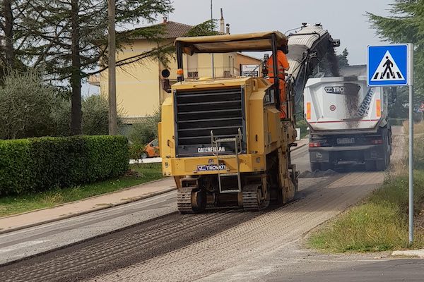 Il rifacimento degli asfalti prosegue sulla variante di Montegabbione