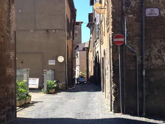 Chiusura temporanea al traffico in Via Loggia dei Mercanti