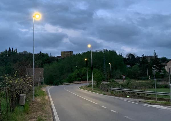 Installazione di nuovi punti luce in Via del Ponte