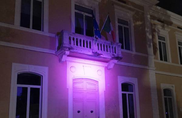 Luci accese sul tumore al seno