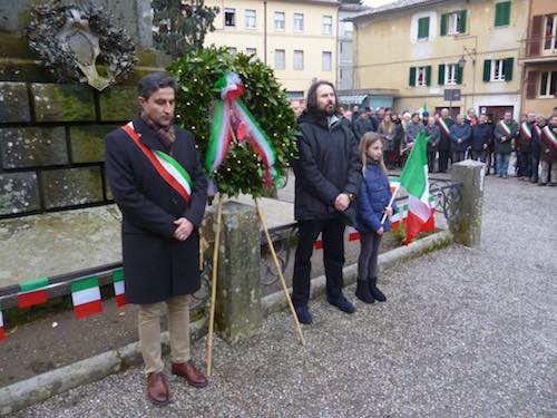 "Marò liberi". In 500 alla manifestazione in sostegno di Girone e Latorre