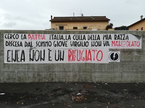 Manifesto razzista a Orvieto Scalo. "Studiate, gente, studiate"
