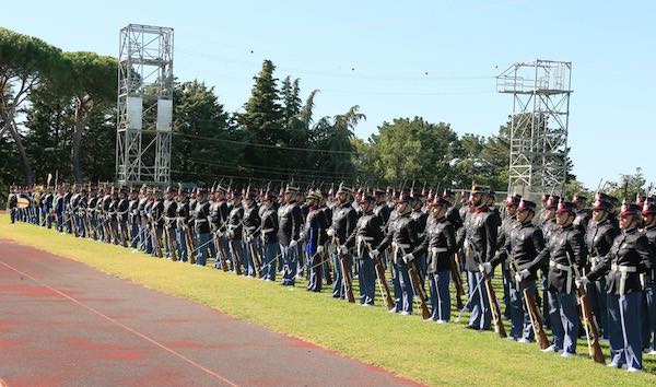 Consegnati i gradi ai 157 nuovi marescialli dell'Esercito
