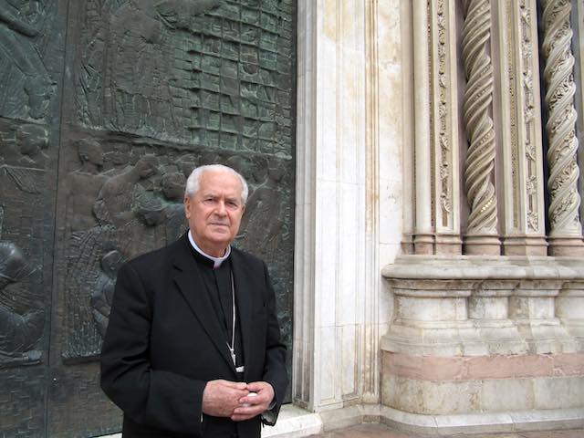 A Roma l'ultimo saluto a monsignor Marra. Il ricordo del vescovo Tuzia