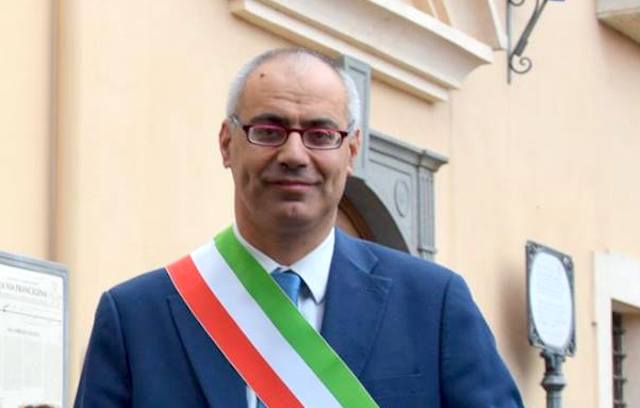Trasformare la criticità in opportunità. "Riapriamo classi e scuole chiuse nei piccoli Comuni"