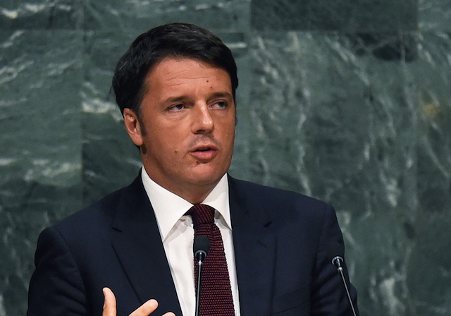 Matteo Renzi apre il convegno dei Cattolici al Palazzo del Popolo