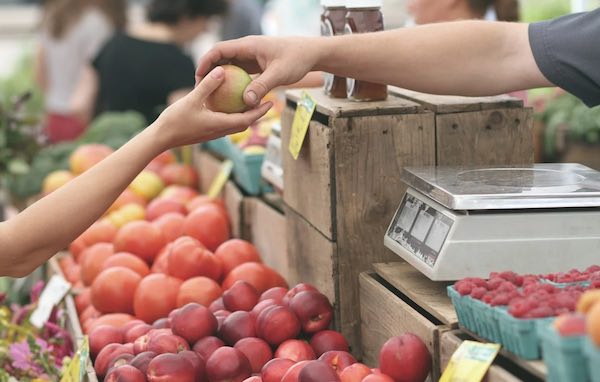 Novità per il mercato di Piazza Umberto I, debuttano quelli di Paparano e Pallone