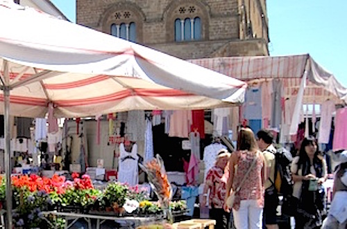 Disciplina della sosta, mercato in Piazza Cahen