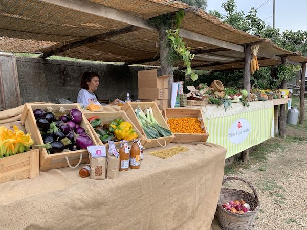 Appuntamento mensile con i sapori, debutta il Mercato della Terra di Slow Food