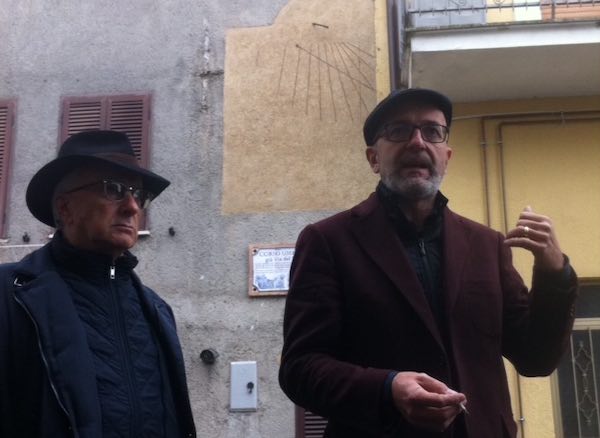 L'orologio solare ad ore italiche di Castel Viscardo