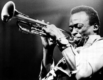 Il jazz di Miles Davis chiude il ciclo dei "Lettori in Musica Row" alla Biblioteca Comunale