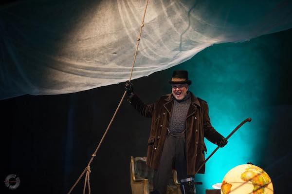 "Moby Dick, la bestia dentro" al Teatro Caffeina per l'Epifania