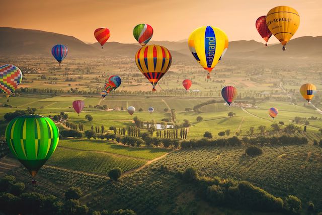 Mongolfiere in volo sull'Umbria con "Sagrantino Italian International Balloon Challenge Cup"