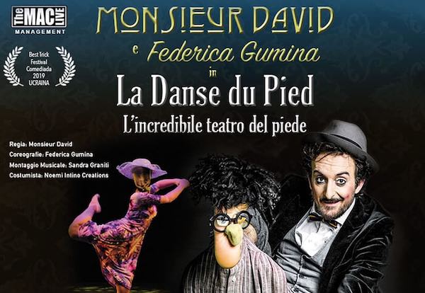 Monsieur David al Petrolini per uno spettacolo di Halloween...fatto con i piedi