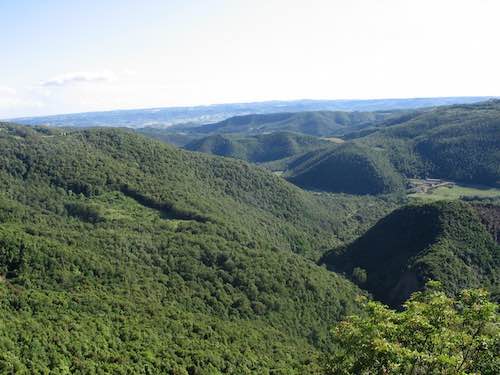 Un binocolo panoramico sull'area risistemata del Belvedere di San Vito Castello