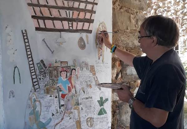 Un murales per non disperdere la memoria dell'impagliatura