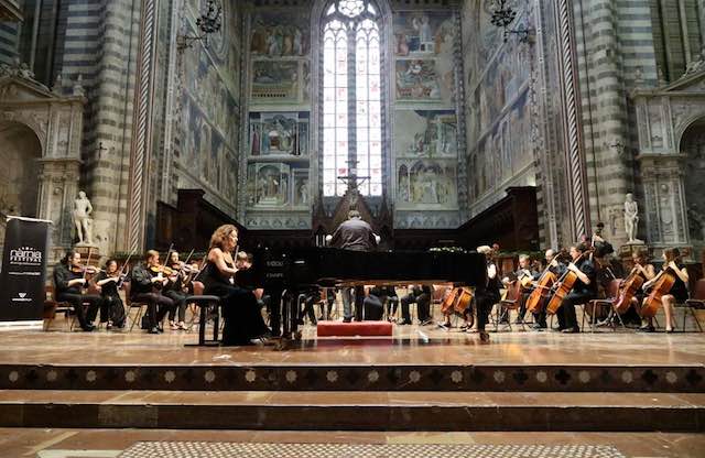 Per il "Narnia Festival", concerto sinfonico corale in Duomo