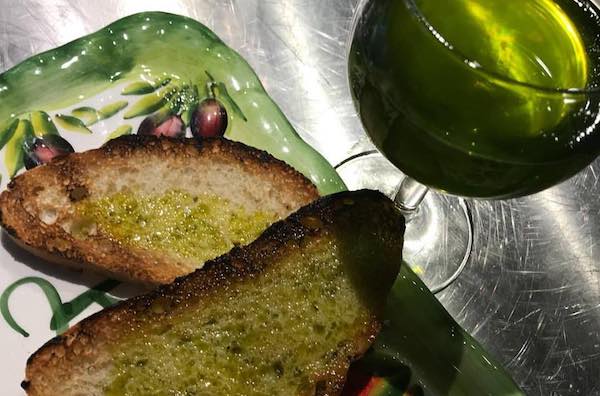 L'olio di Canino si gusta sulla bruschetta più grande del mondo