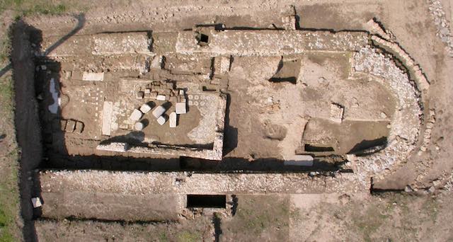 Al Csco aperte le iscrizioni al corso breve di restauro di reperti ceramici archeologici
