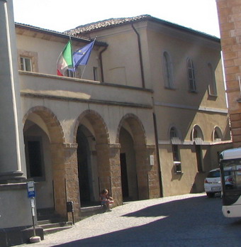 Mencarelli: "Realizzare un centro anziani all'interno dell'ex ospedale di piazza Duomo"