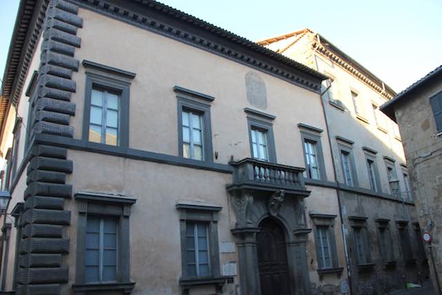 Palazzo Monaldeschi: i fondi ritardano, il Comune sollecita 