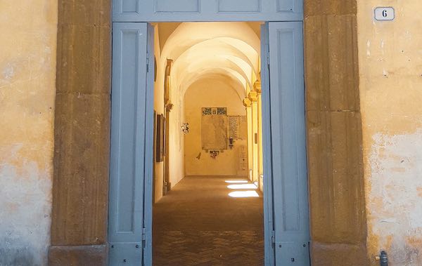 Palazzo Orca aperto, Ufficio Postale chiuso al pubblico