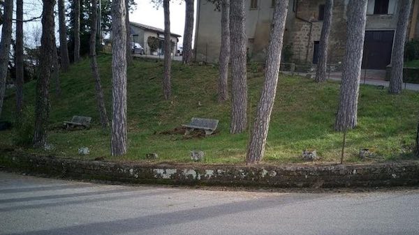La minoranza lancia un appello contro l'eliminazione del Parco della Rimembranza