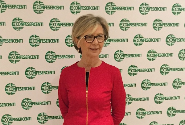 "Da Draghi parole incoraggianti per il turismo e gli autonomi, ma sulle attività da proteggere la politica si confronti con le parti sociali"