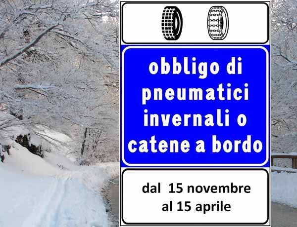 Scattato l'obbligo di catene a bordo o pneumatici invernali. Sarà in vigore fino a 15 aprile