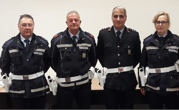 Armati gli agenti della Polizia Locale. Nominato responsabile, Enrico Sacco 