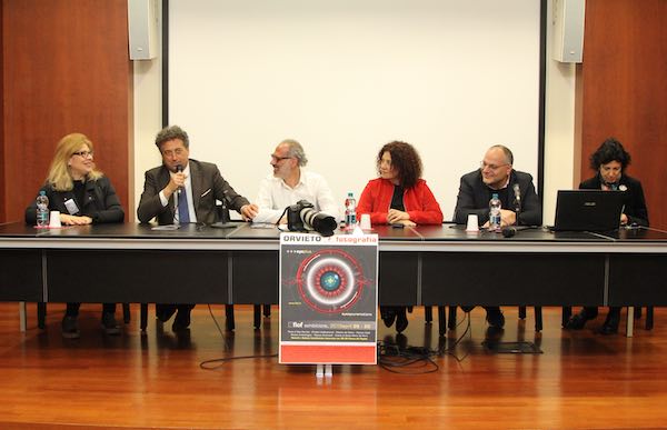 "Eye. L'emozione si fotografa se la vivi...con gli occhi, la mente e il cuore"