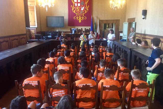 Ricevuti in Comune i giovani partecipanti al campo scuola "Anch'io sono la protezione civile"