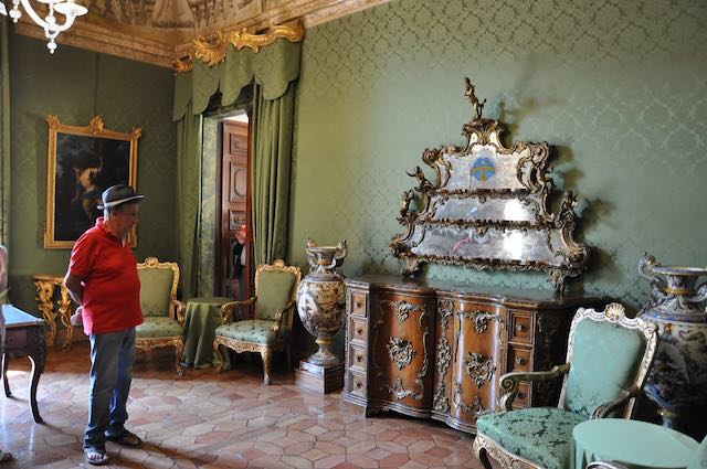 Il figlio del Nobel Salvatore Quasimodo in visita a Palazzo Donini