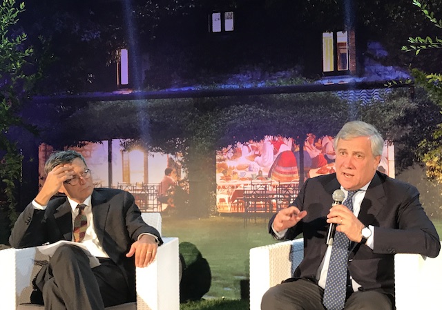 Antonio Tajani in visita a Confcommercio e Università dei Sapori
