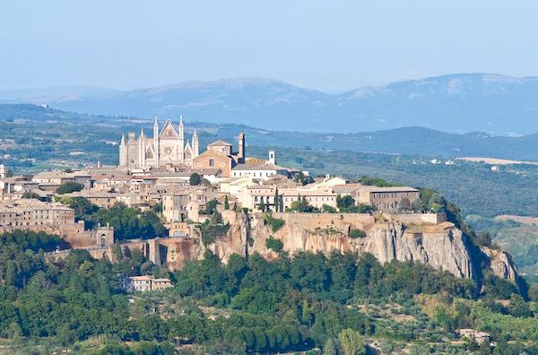 "Orvieto City Green Tour". In primavera, nuovo trasporto turistico urbano