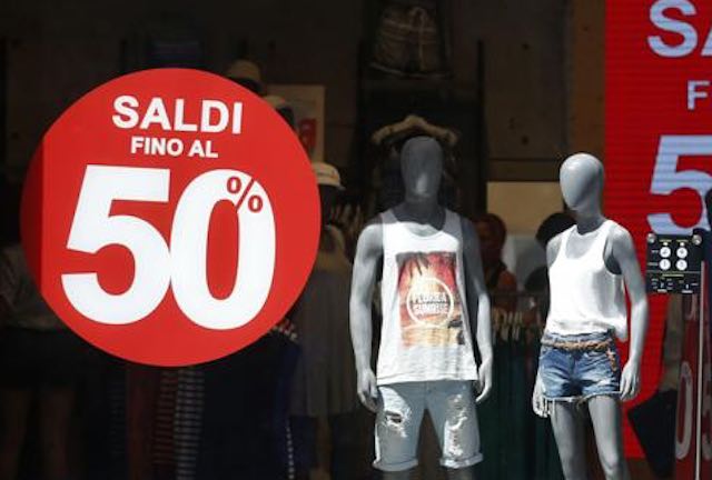 Saldi estivi, rispetto al 2019 si rischia di avere vendite in calo del 70 per cento