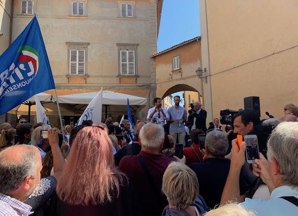 Salvini a Orvieto: "Liberiamo l'Umbria da 50 anni di malgoverno"