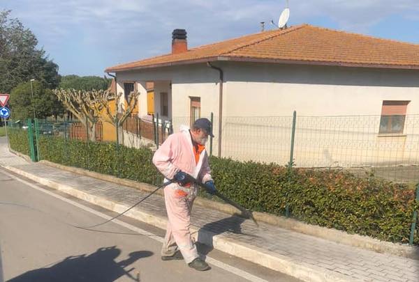 Covid-19. In corso le operazioni di sanificazione stradale