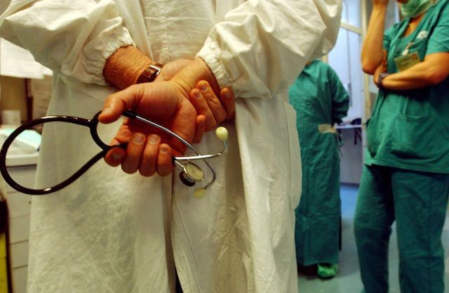 "Medici per Covid". Treni gratuiti per i professionisti della task force