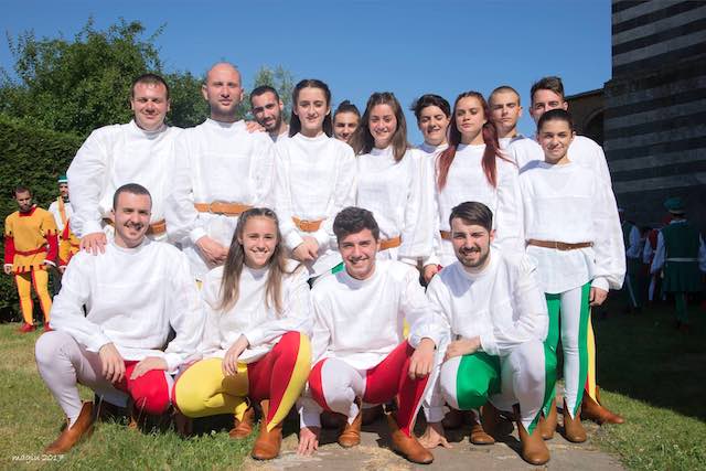 Terza "Festa degli Sbandieratori e Musici", il Gruppo di Orvieto torna a Grutti