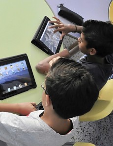 Scuola 2.0 in Umbria. Assessore Rossi: "scuola e nuove tecnologie insieme per accrescere le conoscenze"