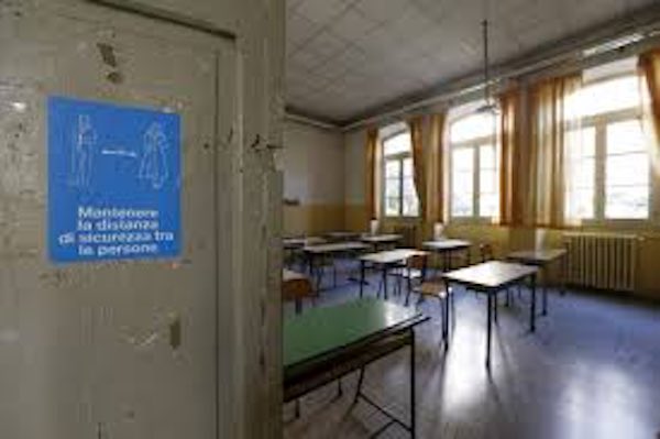 Test antigenici gratuiti per gli studenti, l'Assessorato regionale stanzia altri 800.000 euro
