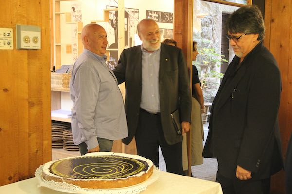 Addio a Luis Sepúlveda. "A cena per i suoi 70 anni ci disse: «Voglio tornare a Orvieto»"