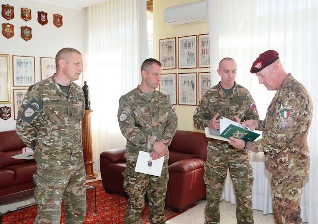 Delegazione slovena in visita alla Scuola Sottufficiali dell'Esercito