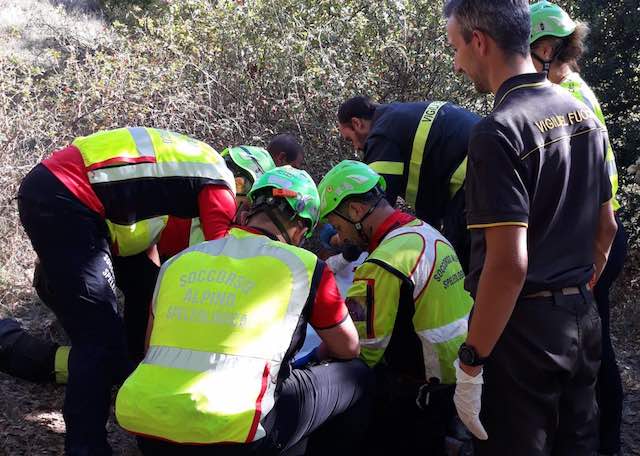 Tragedia nei boschi, cacciatore muore durante battuta