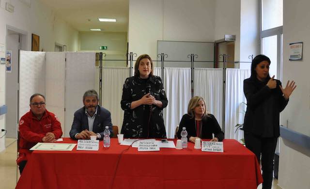 "Anche i sordi possono telefonare", operativo il servizio di comunicazione per non udenti