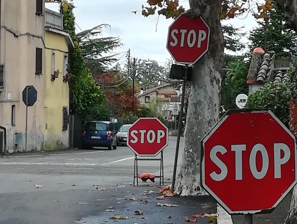 Progetto Futuro: "Garbini, quando diventa difficile anche scrivere Stop incrocio pericoloso"