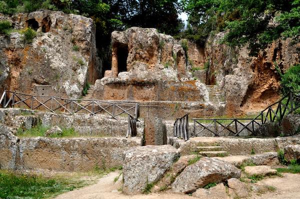 Nuovi orari d'ingresso nei musei e necropoli di Sovana e Sorano