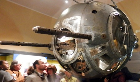 A Bolsena, musealizzata la torretta del bombardiere americano B-17. Settant'anni fa la fortezza volante precipitava nel lago